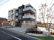 竹松駅より徒歩14分 築4年10ヶ月 3階建の賃貸物件