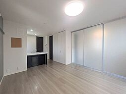 シャーメゾン・クレスト A0101 1階2LDKのリビング/ダイニング