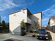  築3年11ヶ月 2階建の賃貸物件