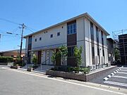  築10年7ヶ月 2階建の賃貸物件