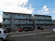 宇宿駅より徒歩6分 築12年10ヶ月 3階建の賃貸物件