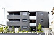初芝駅より徒歩4分 1階 築2年の賃貸物件