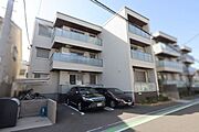 沢良宜駅より徒歩7分 築3年2ヶ月 3階建の賃貸物件