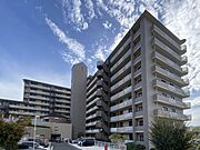 千代田駅よりバス6分 徒歩4分 9階 築28年5ヶ月の賃貸物件