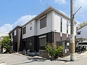 玉出駅より徒歩4分 築14年10ヶ月 2階建の賃貸物件