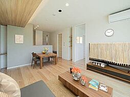 Ｓｈａ　Ｍａｉｓｏｎ　Ｇｒａｎｄｅ 0102 1階2LDKのリビング/ダイニング