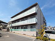 茨木駅よりバス9分 徒歩6分 2階 築3年11ヶ月の賃貸物件