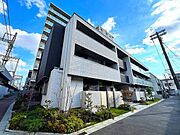 八戸ノ里駅より徒歩2分 1階 築3年8ヶ月の賃貸物件