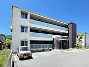 能登川駅より徒歩9分 3階 築3年9ヶ月の賃貸物件