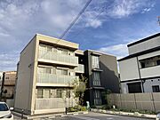 高田市駅より徒歩4分 3階 築3年7ヶ月の賃貸物件