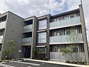 学園前駅より徒歩6分 1階 新築の賃貸物件