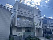 長瀬駅より徒歩4分 1階 築3年11ヶ月の賃貸物件