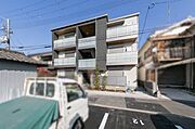 伏見稲荷駅より徒歩5分 1階 築3年7ヶ月の賃貸物件