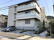 樟葉駅より徒歩23分 築5年7ヶ月 3階建の賃貸物件