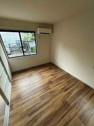 北ウィング・南ウィング S101 1階1LDKのリビング/ダイニング