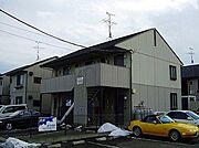 泉中央駅よりバス70分 徒歩10分 築28年7ヶ月 2階建の賃貸物件