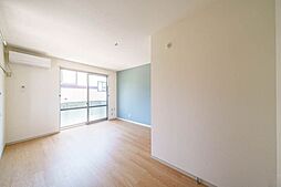 エバーグリーンＭ 201 2階1Kのリビング/ダイニング