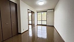 ドエル・タカショーＡ 102 1階1LDKのリビング/ダイニング