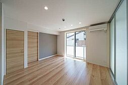 グリスィーヌ 102 1階2LDKのリビング/ダイニング