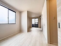 ファーストグリーンII 102 1階1LDKのリビング/ダイニング