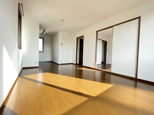 apartment 福島県伊達市保原町字西町185-1
地図を見る