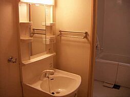 コート・アバンテＥ 102