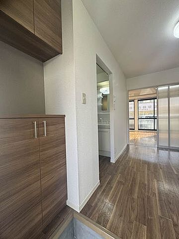 玄関