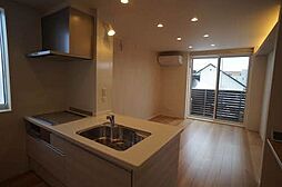 シャーメゾンイーグル 202 2階1LDKのリビング/ダイニング