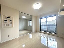 ＳＭＫ 302 3階1LDKのリビング/ダイニング