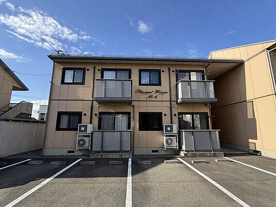 プレザントハウスMー6_外観_2