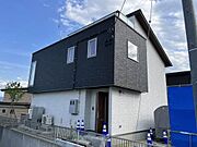 本八戸駅より徒歩37分 1階 築2年5ヶ月の賃貸物件