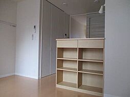 シャーメゾンＫ 102 1階ワンルームのリビング/ダイニング