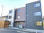 郡山駅よりバス8分 徒歩2分 1階 築4年2ヶ月の賃貸物件