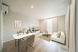 Ａｌｆｌａｔ梅田町 202 2階2LDKのリビング/ダイニング