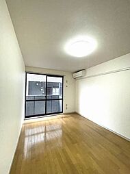 エトワール 102 1階1Kのリビング/ダイニング