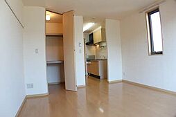 ホワイトナイト 201 2階ワンルームのリビング/ダイニング