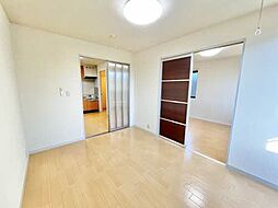 メゾンリュミエール C102 1階2Kのリビング/ダイニング