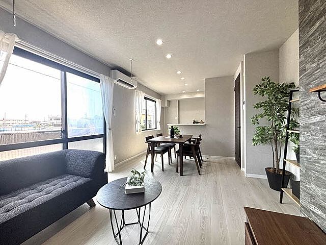 リビング/ダイニング