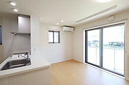 サニーヒル白樺 0102 1階1LDKの室内