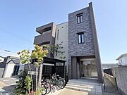 小泉町駅より徒歩6分 3階 築2年5ヶ月の賃貸物件