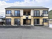 戸倉駅より徒歩15分 築29年1ヶ月 2階建の賃貸物件