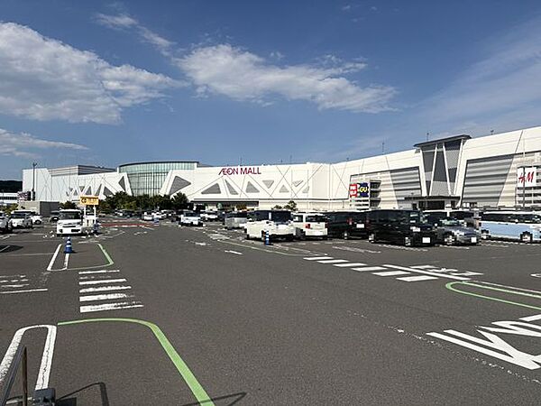 イオンモール新利府南館 2426m