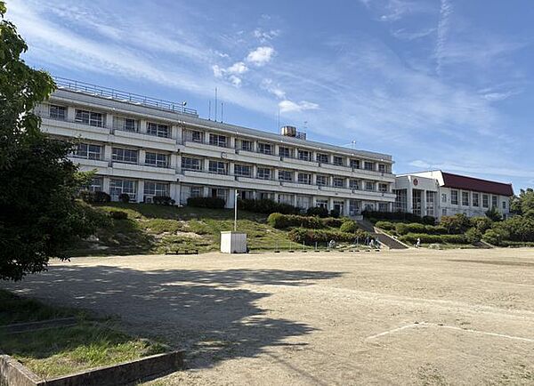 利府町立利府第二小学校 1177m