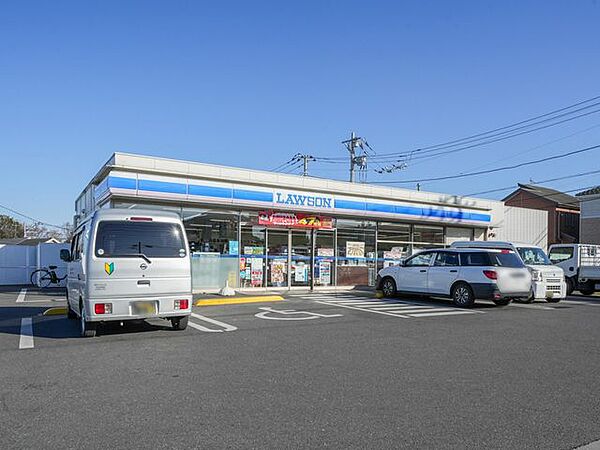 ローソン上尾大谷本郷店 260m