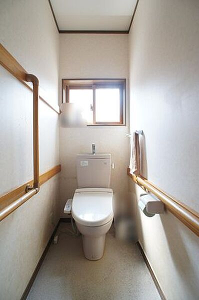 トイレを拡大表示