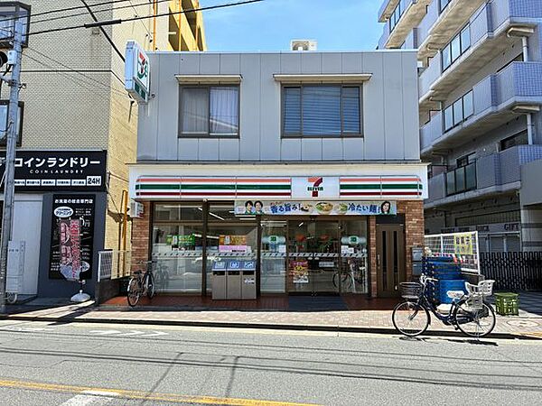 セブンイレブン大森東店 徒歩3分。2026年7月撮影。 180m