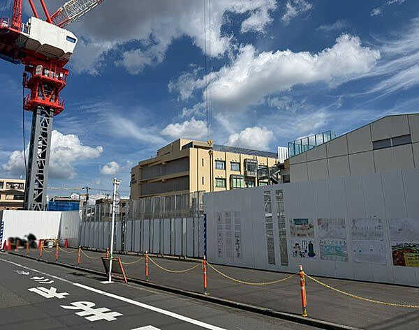 大田区立東調布第三小学校 徒歩2分 90m