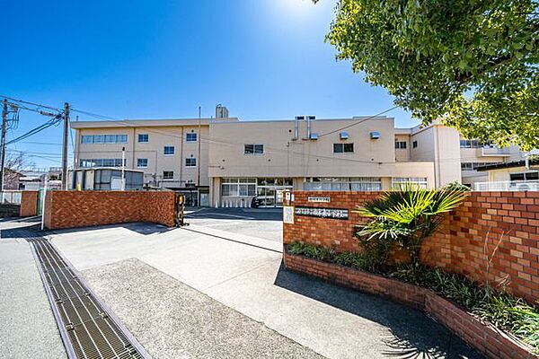 八王子市立由木東小学校 1100m