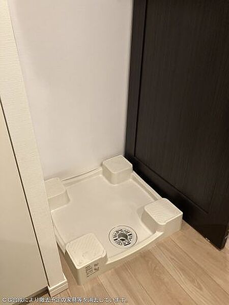 CG合成により撤去予定の家具等を消去しています。