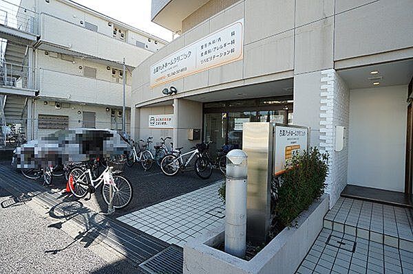 古淵アットホームクリニック 徒歩8分。心療内科は内科・皮膚科・アレルギー科・リハビリテーション科など。各種健康診断やがん検診なども行なわれています。 620m